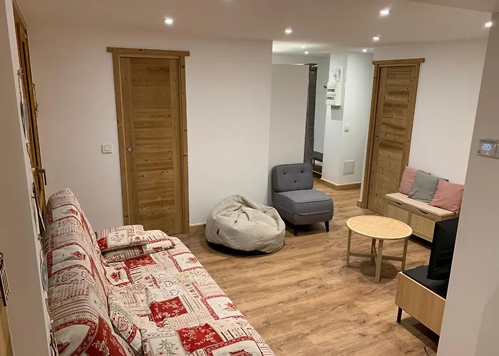 4P Au Pied Des Pistes, Refait A Neuf, La Plagne, Avec Wifi